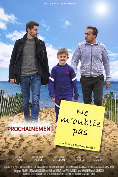 Affiche du film Ne m'oublie pas de Matthieu Grillon avec Magalie VAÉ